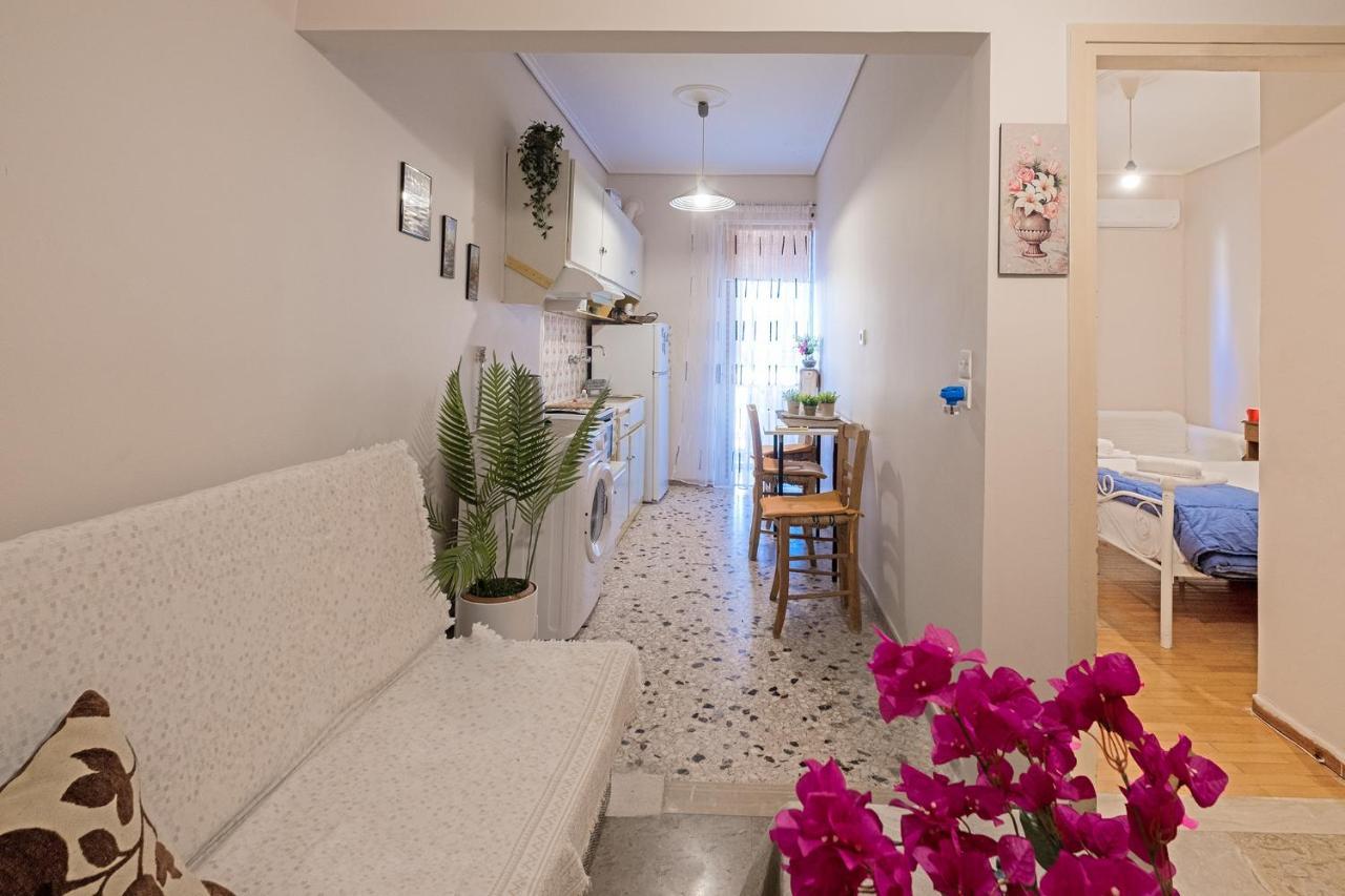 Serenity & Cozy Apartment كالاماتا المظهر الخارجي الصورة